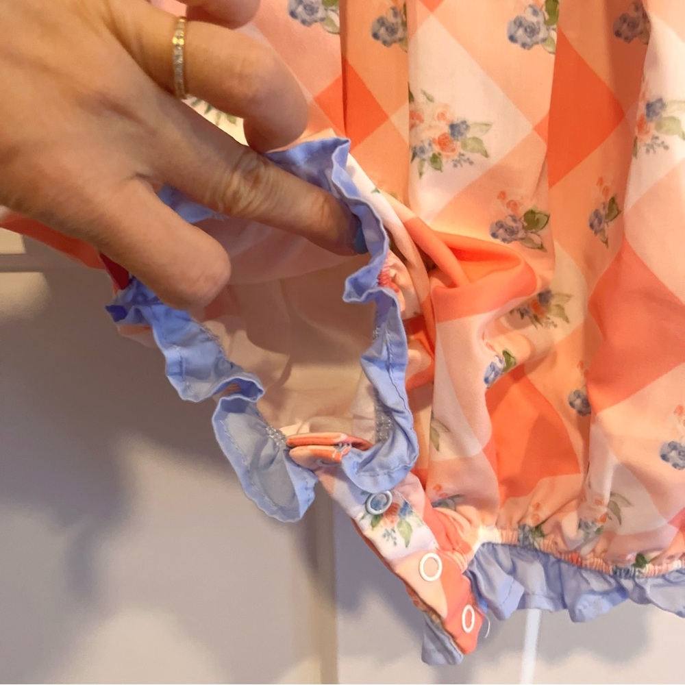 Busy Bee Smocks Classic Floral Bubble Romper Size 3T - Picture 6 of 8